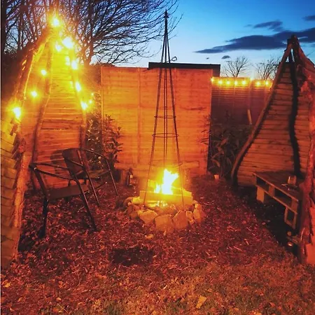 Self Catering With Hot Tub Option