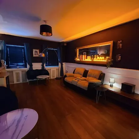 ゲストハウス Self Catering With Hot Tub Option *